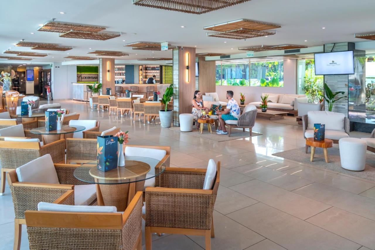 Serhs Natal Grand Hotel & Resort Luaran gambar The lounge at Phuket International Airport