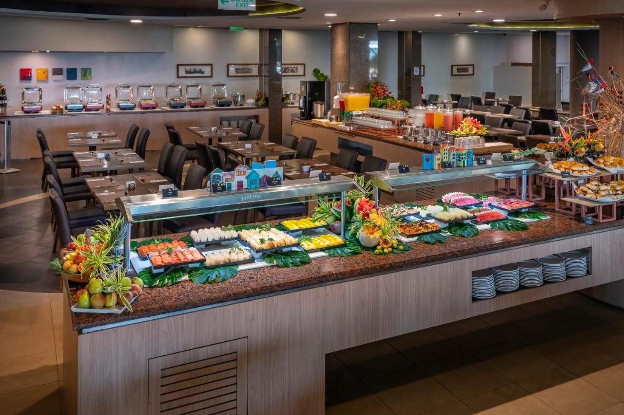Serhs Natal Grand Hotel & Resort Luaran gambar The buffet at the airport