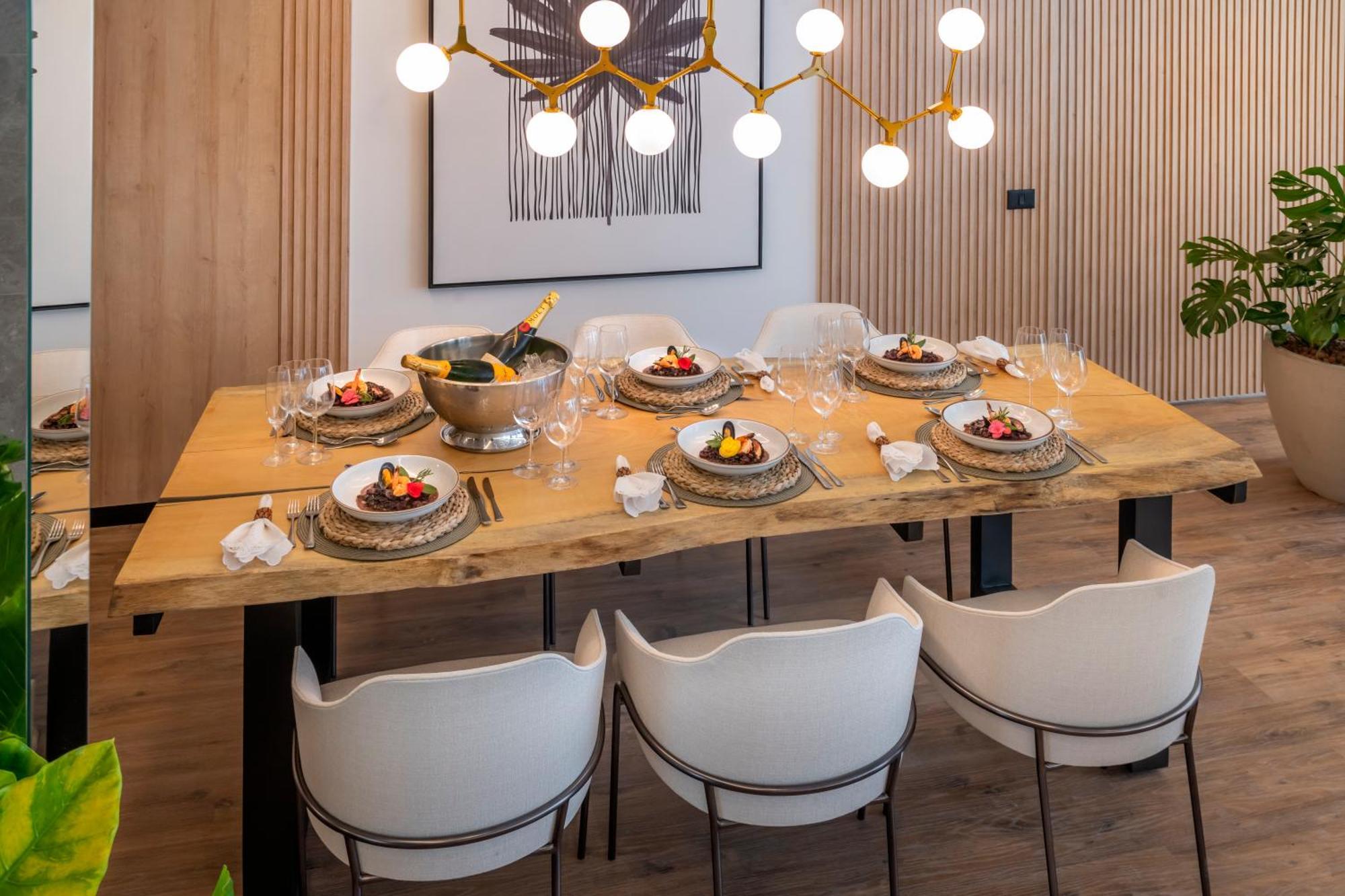 Serhs Natal Grand Hotel & Resort Luaran gambar A dining room table