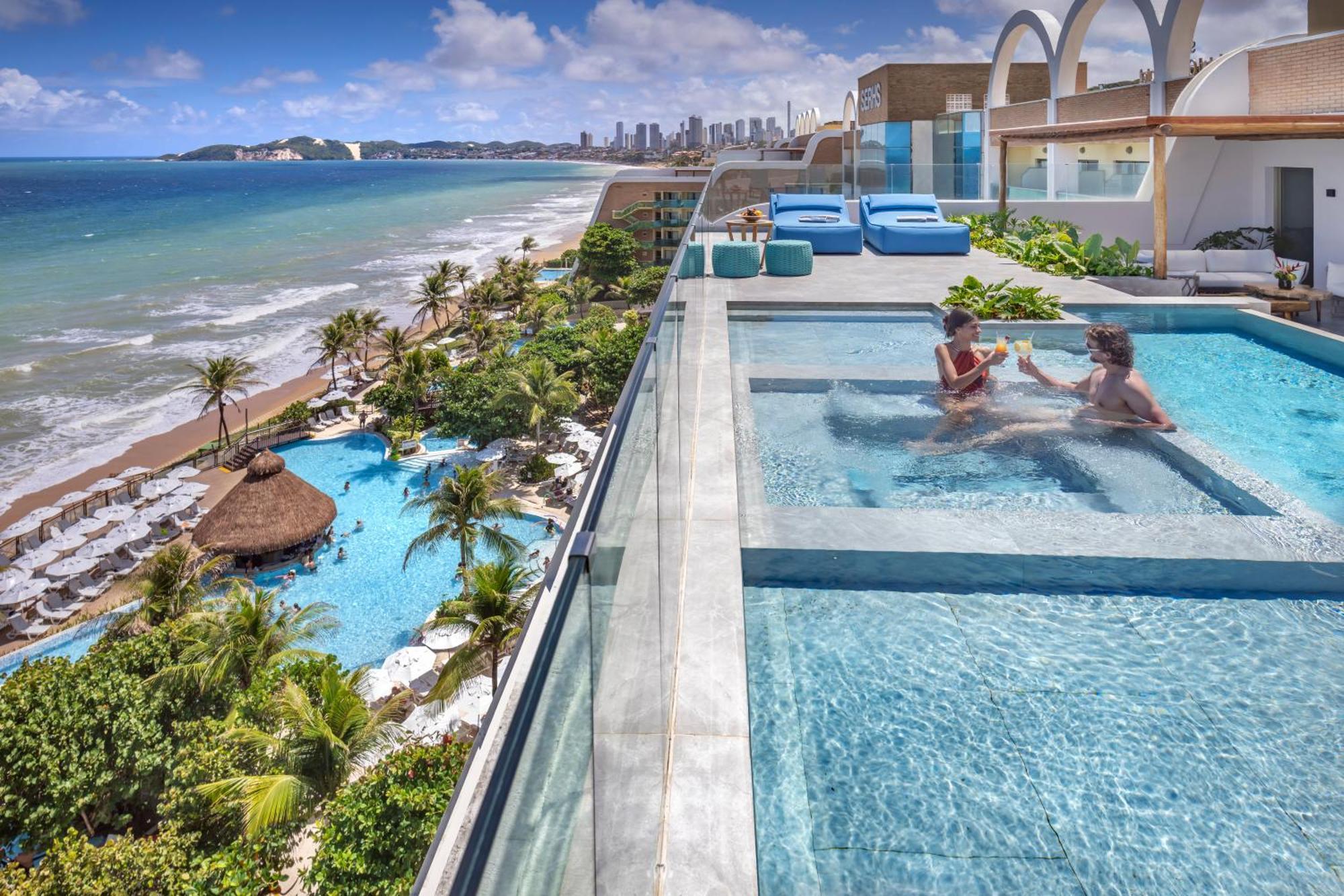 Serhs Natal Grand Hotel & Resort Luaran gambar Rooftop pool at the Iberostar Grand Hotel Bahia, in Salvador, Brazil